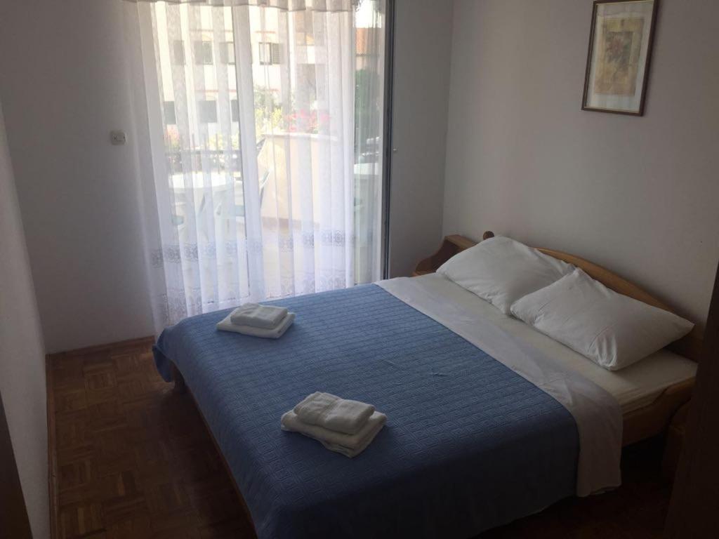 Apartmani Ana Malinska Exterior foto