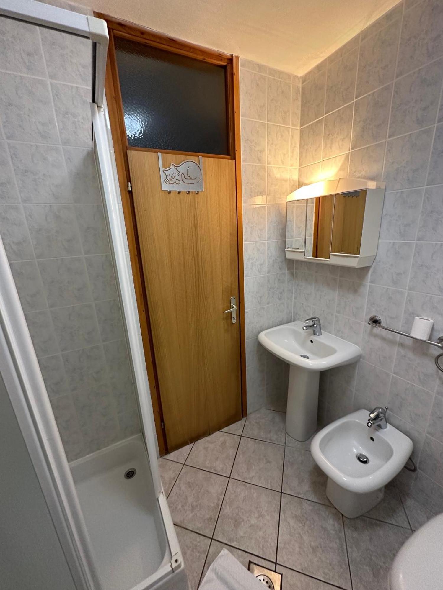 Apartmani Ana Malinska Exterior foto
