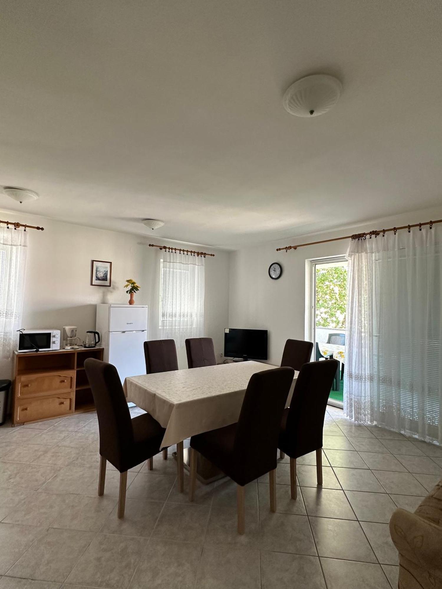 Apartmani Ana Malinska Exterior foto